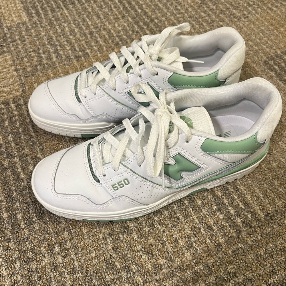 New Balance 550s